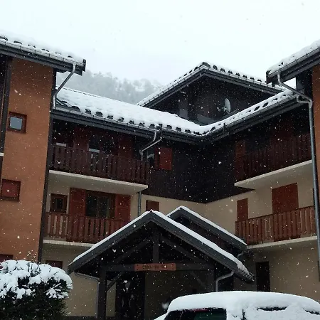 Marmotte : Nid Douillet Centre De Valloire, été / Hiver 4p Appartement Valloire